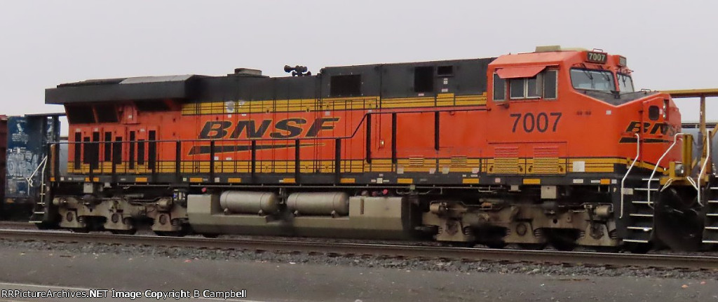 BNSF 7007